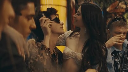 Anora scene still 1