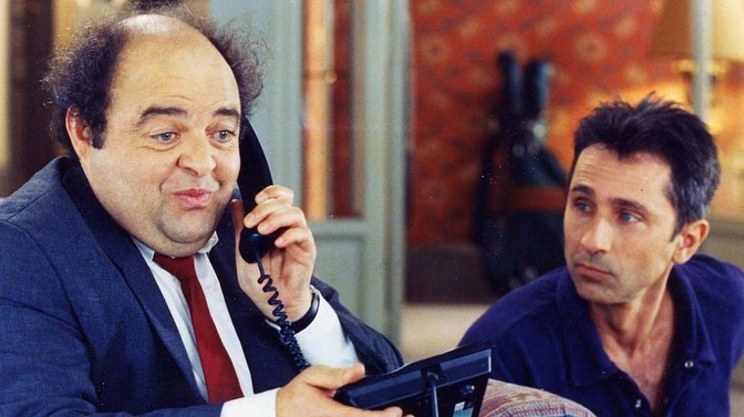 Le Dîner de Cons scene still 1